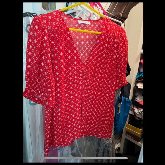 Elodie red shirt - Picture 3 of 6
